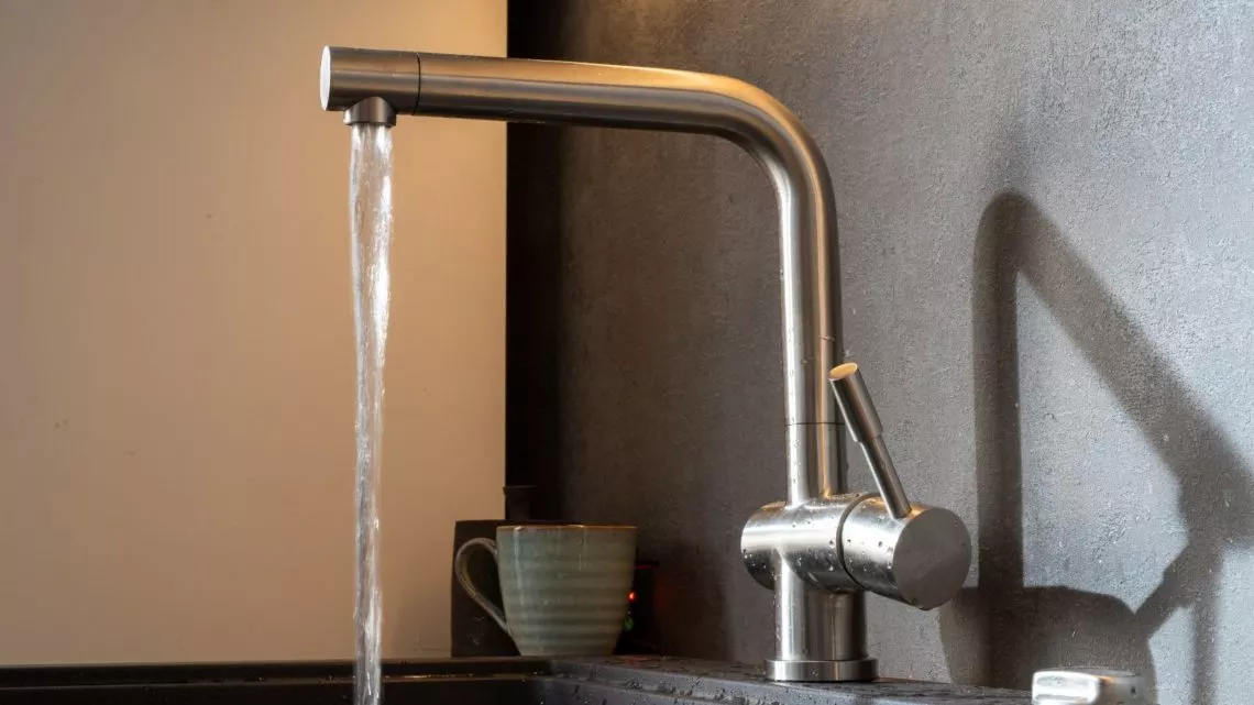 Un estudio alerta de que las juntas de goma de las tuberías pueden contaminar el agua potable